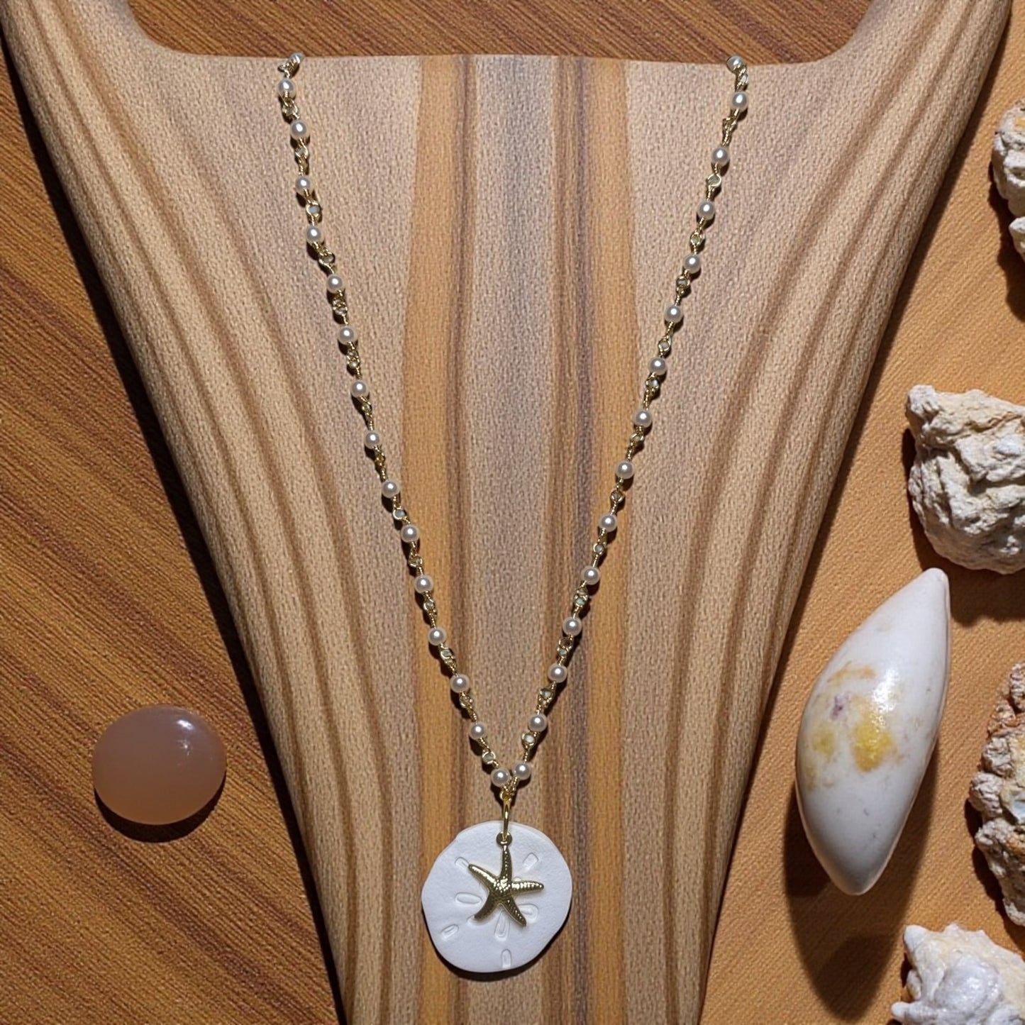 Sand Dollar with Starfish (Gold)